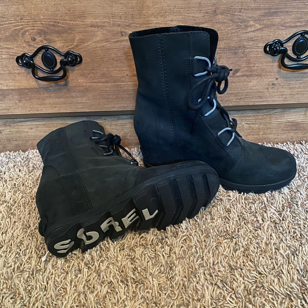 Joan of Arc Sorel Collection